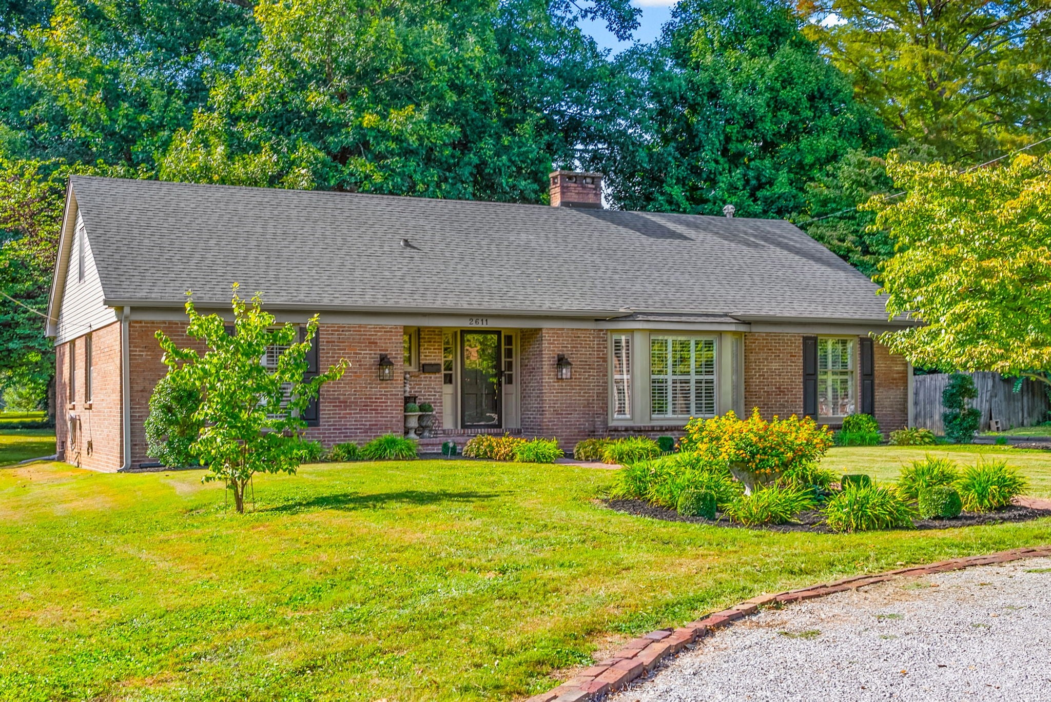 2611 Cayce Meade Dr