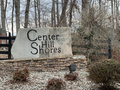 309 Woodcrest Dr Smithville TN 37166