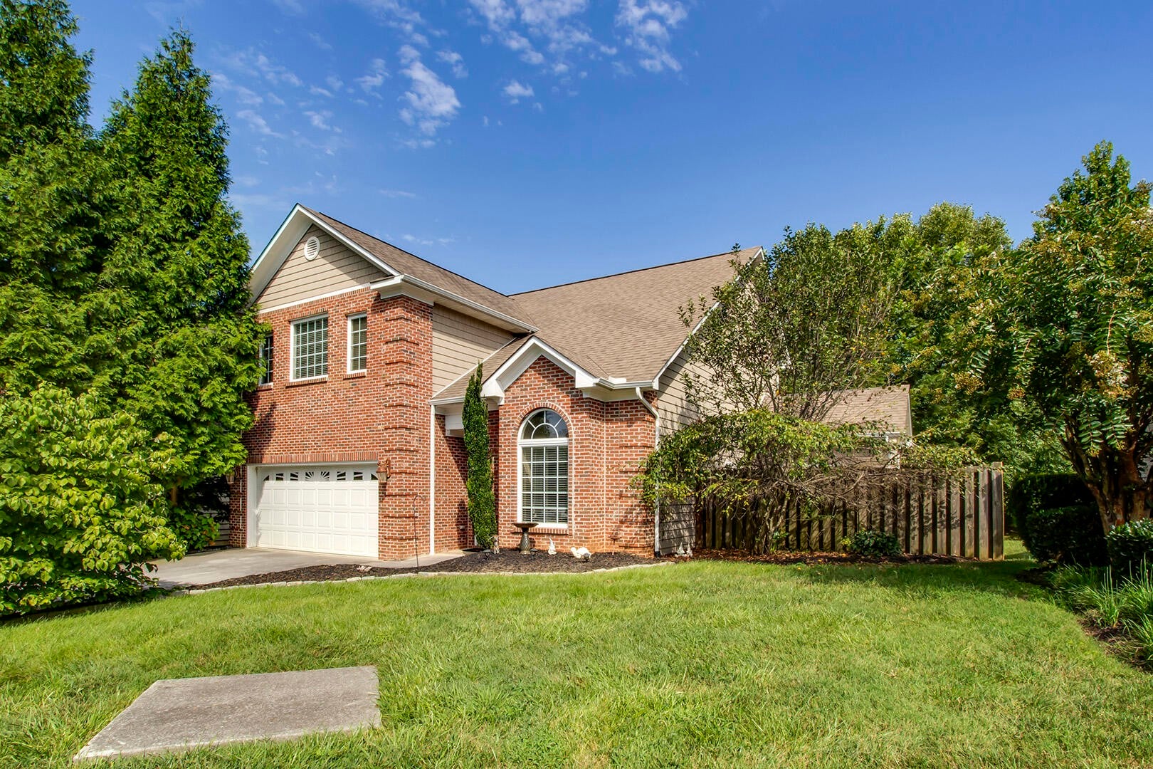 8511 King Arthur Lane