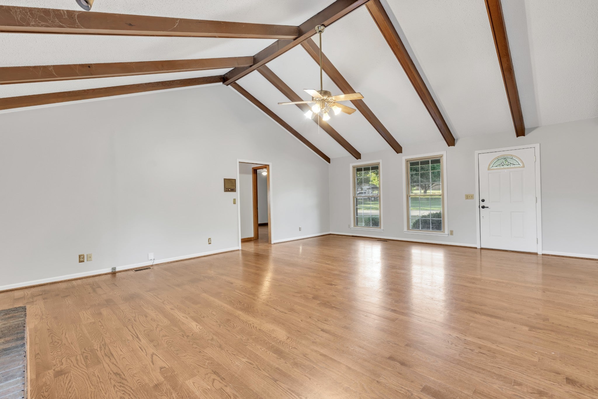 208 General Forrest Dr