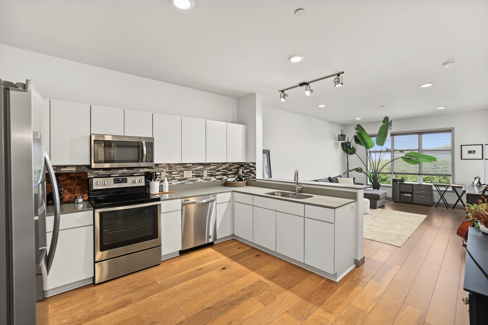 1-bed listing at 400 Herron Dr 221, Nashville