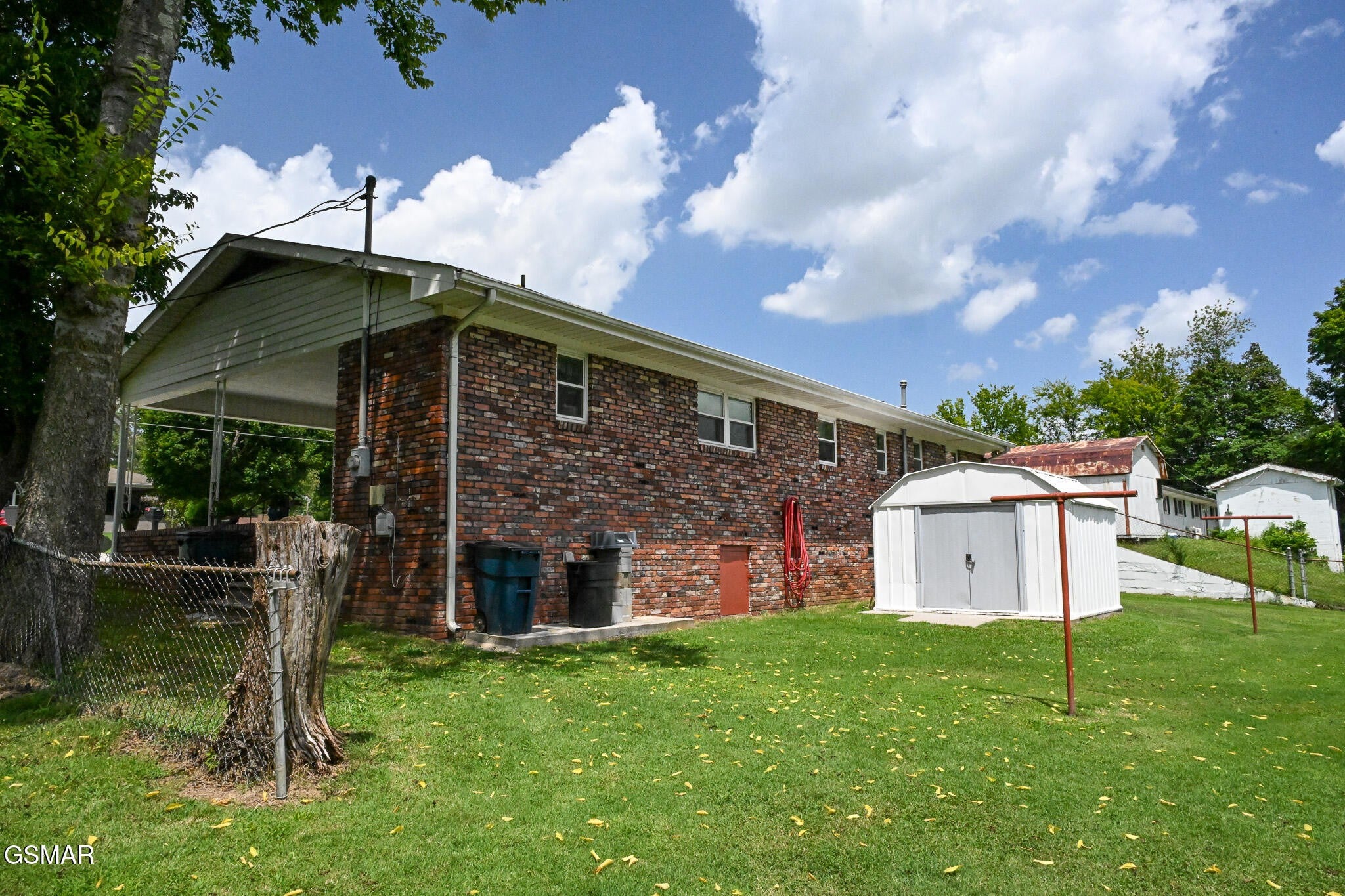 220 Pinedale Street
