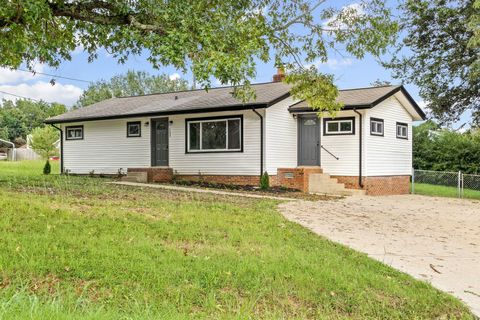 1499 N Liberty Church Rd Clarksville TN 37042