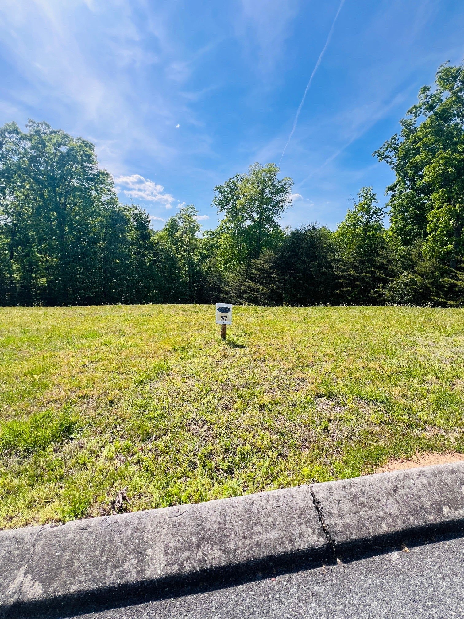 240 River Run Trail