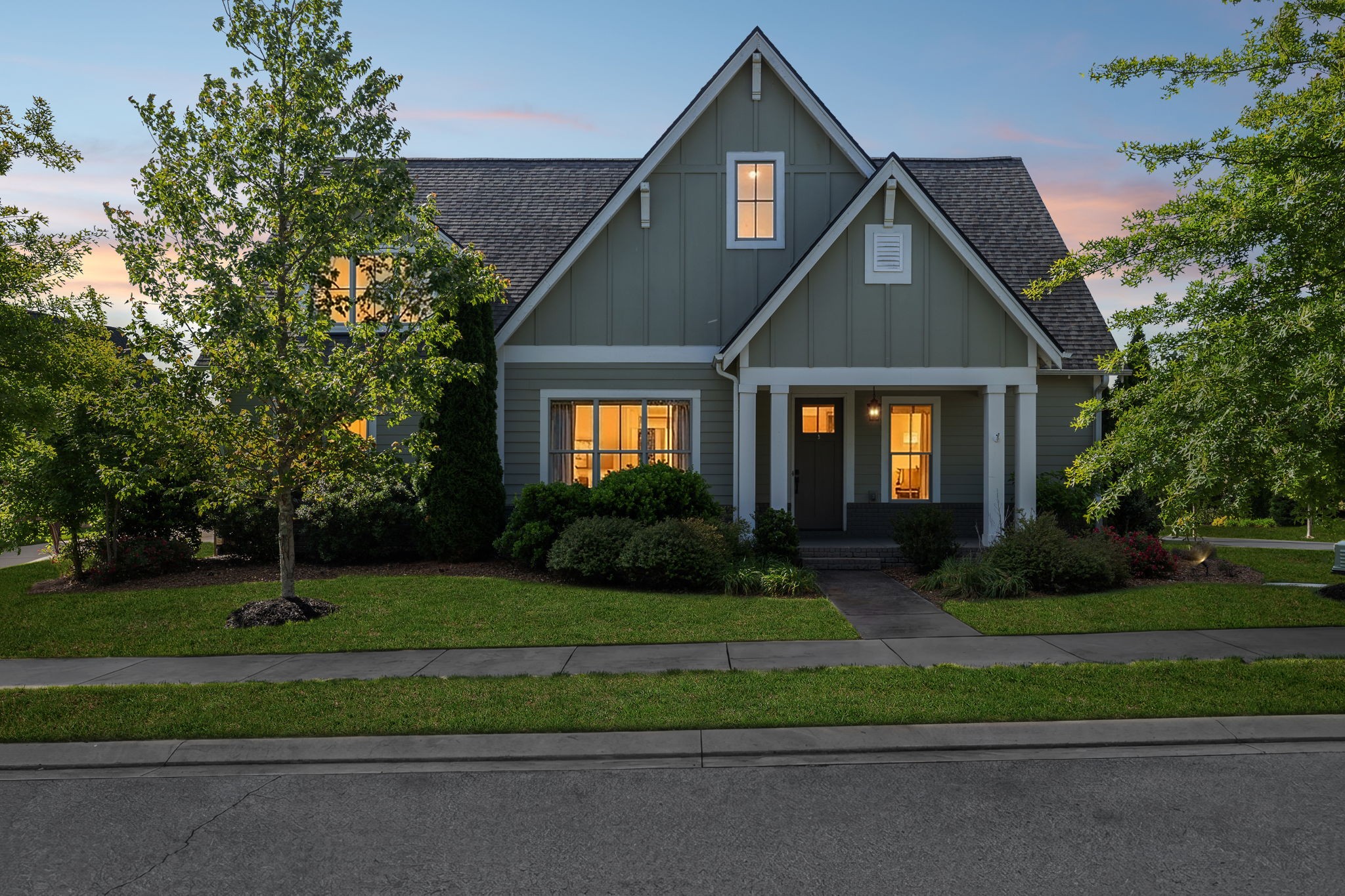1002 Hornsby Dr