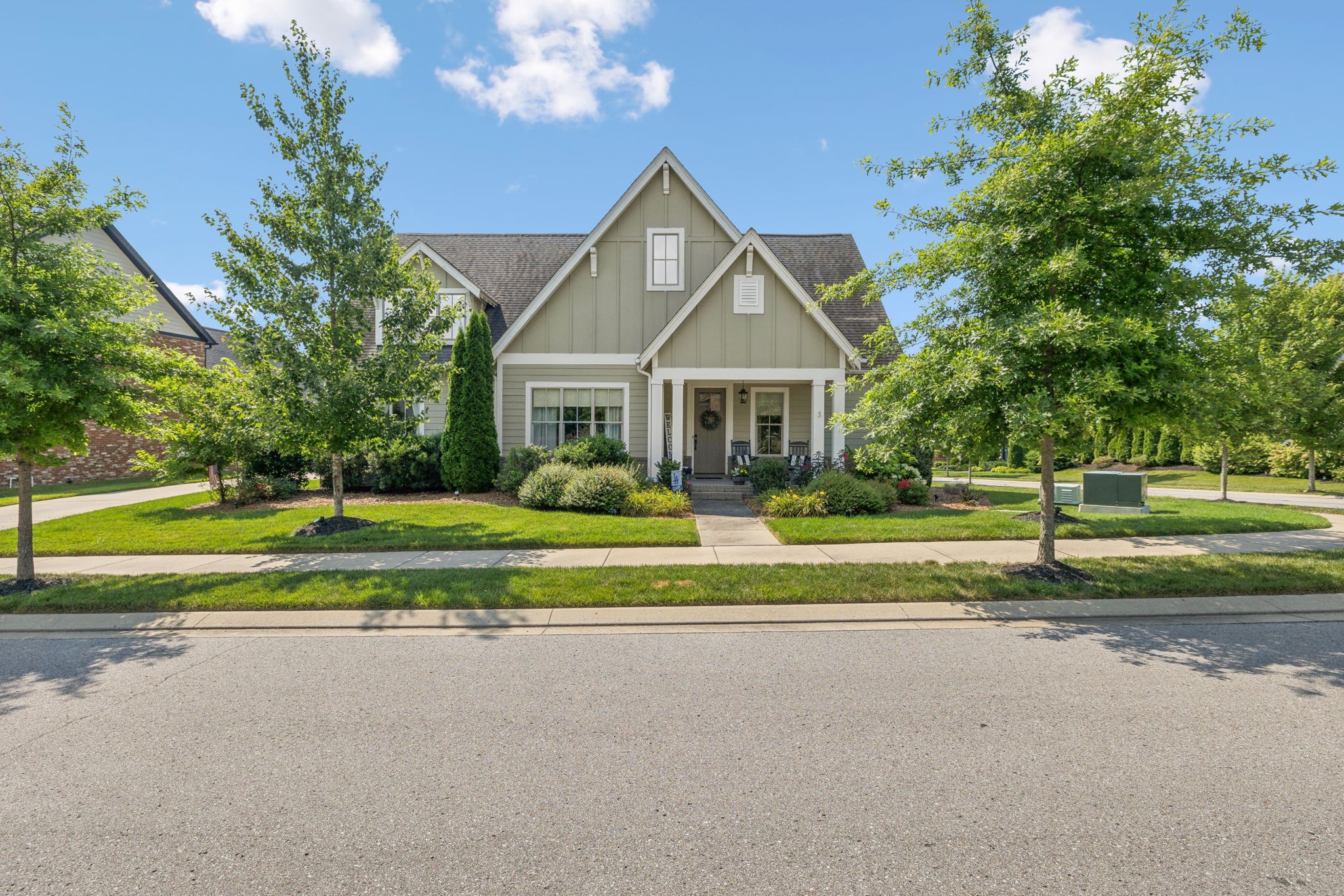 1002 Hornsby Dr