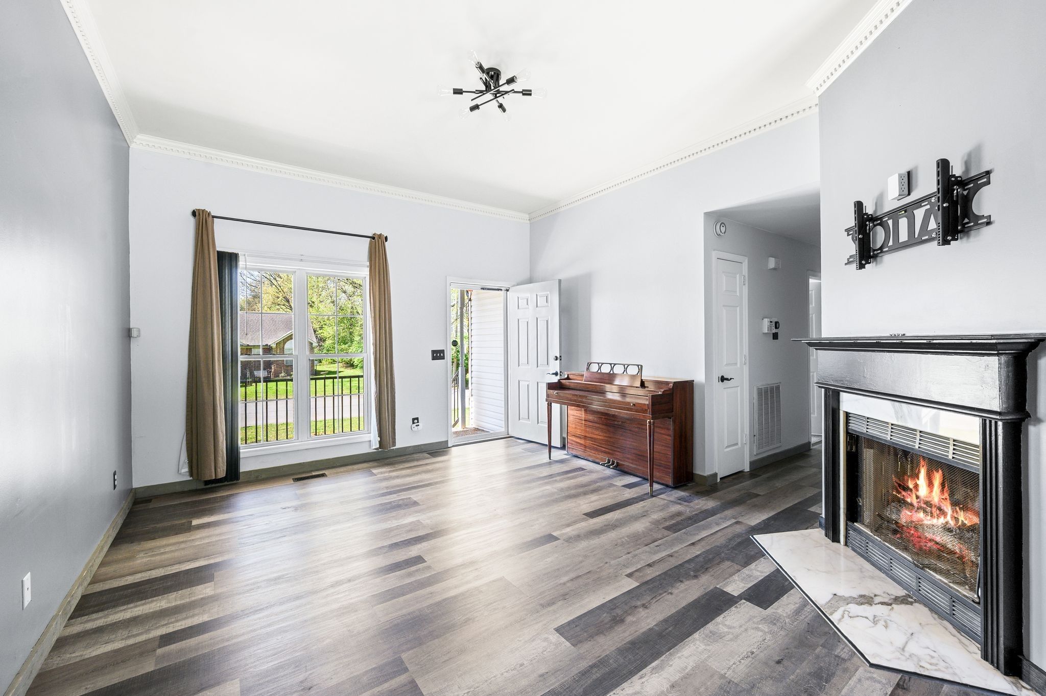 Old Hickory, Tennessee 37138, United States, 3 Bedrooms Bedrooms, ,2 BathroomsBathrooms,Residential,Pending,106228