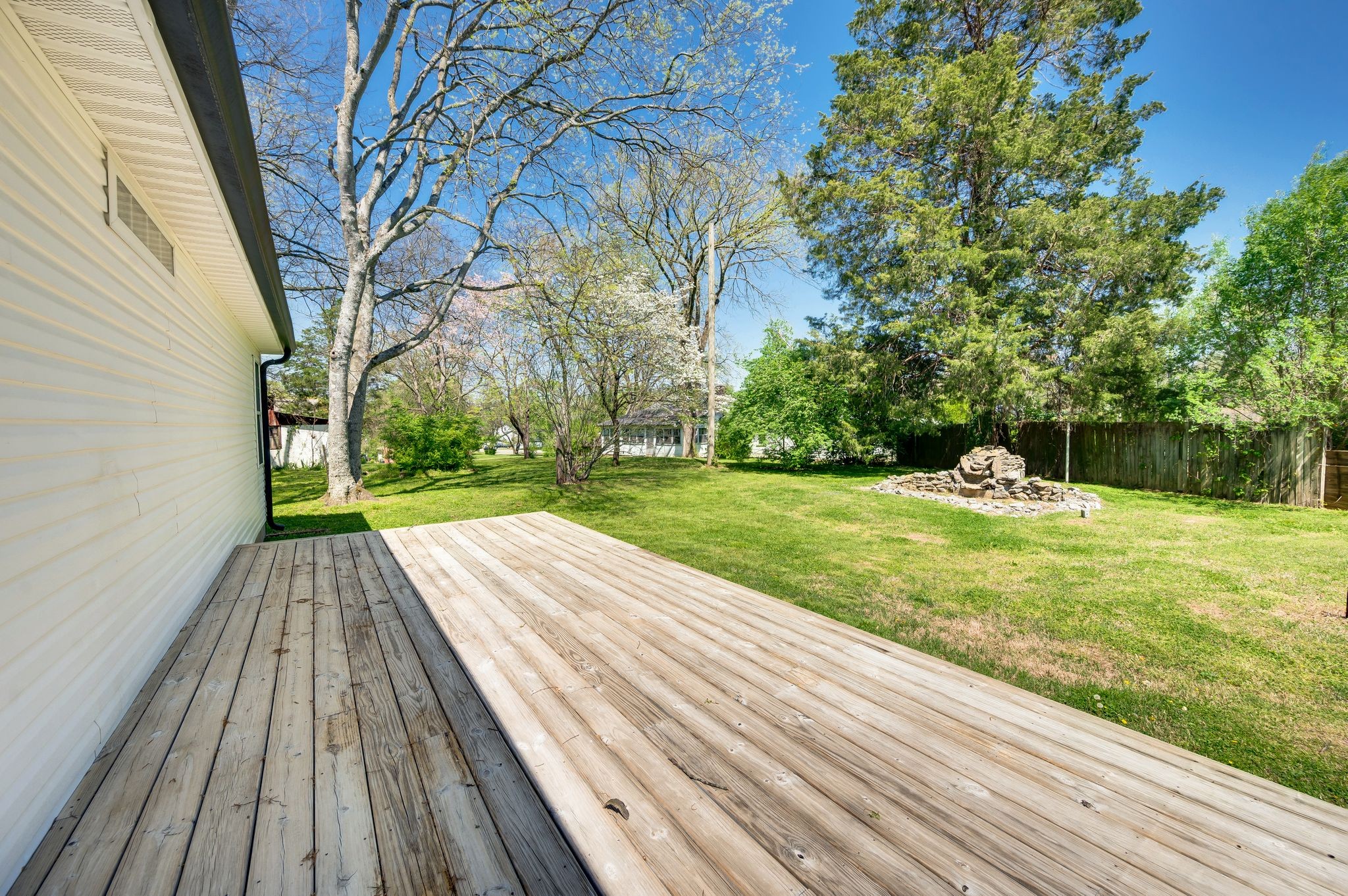 Old Hickory, Tennessee 37138, United States, 3 Bedrooms Bedrooms, ,2 BathroomsBathrooms,Residential,Pending,106228