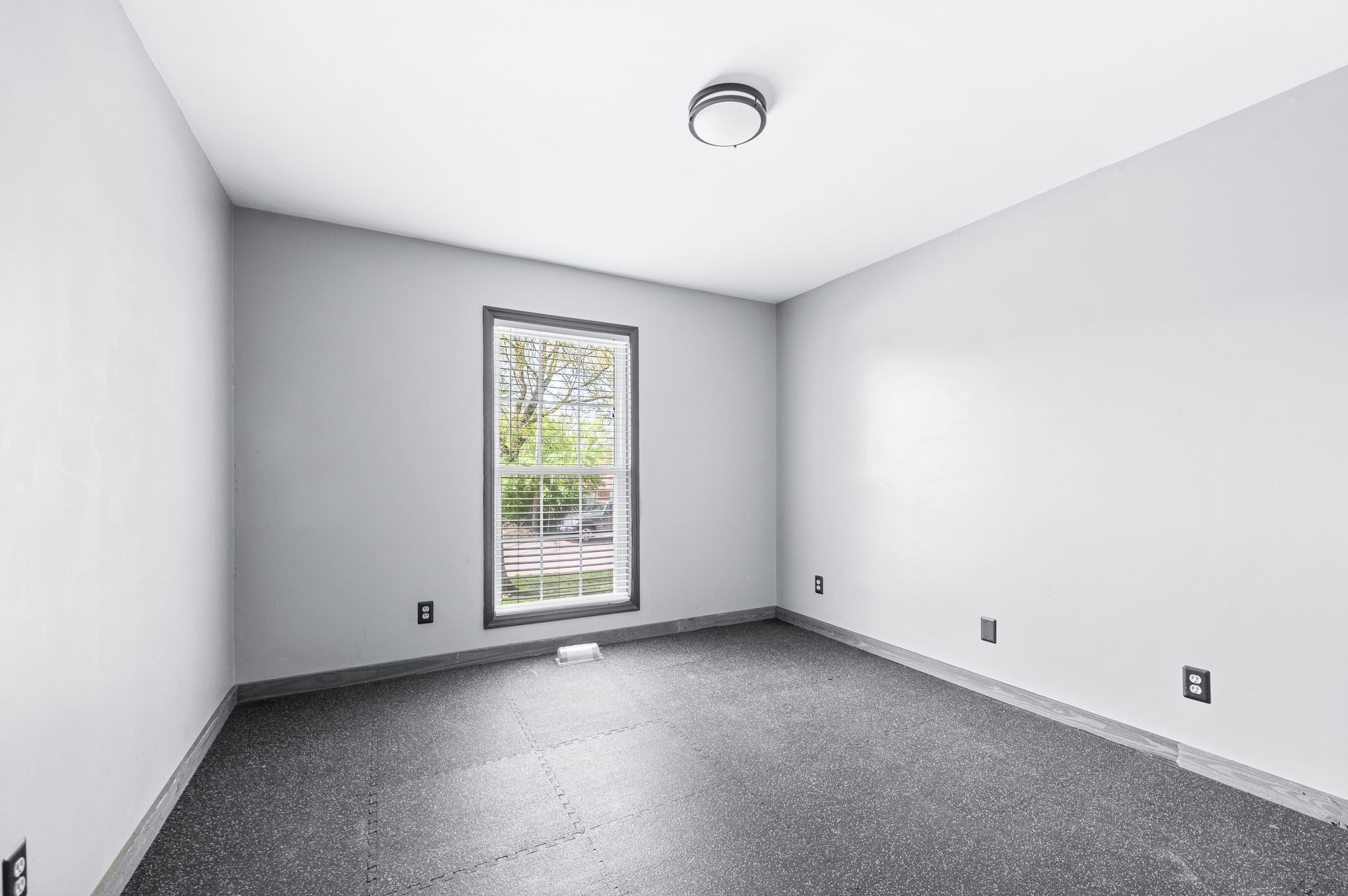 Old Hickory, Tennessee 37138, United States, 3 Bedrooms Bedrooms, ,2 BathroomsBathrooms,Residential,Pending,106228