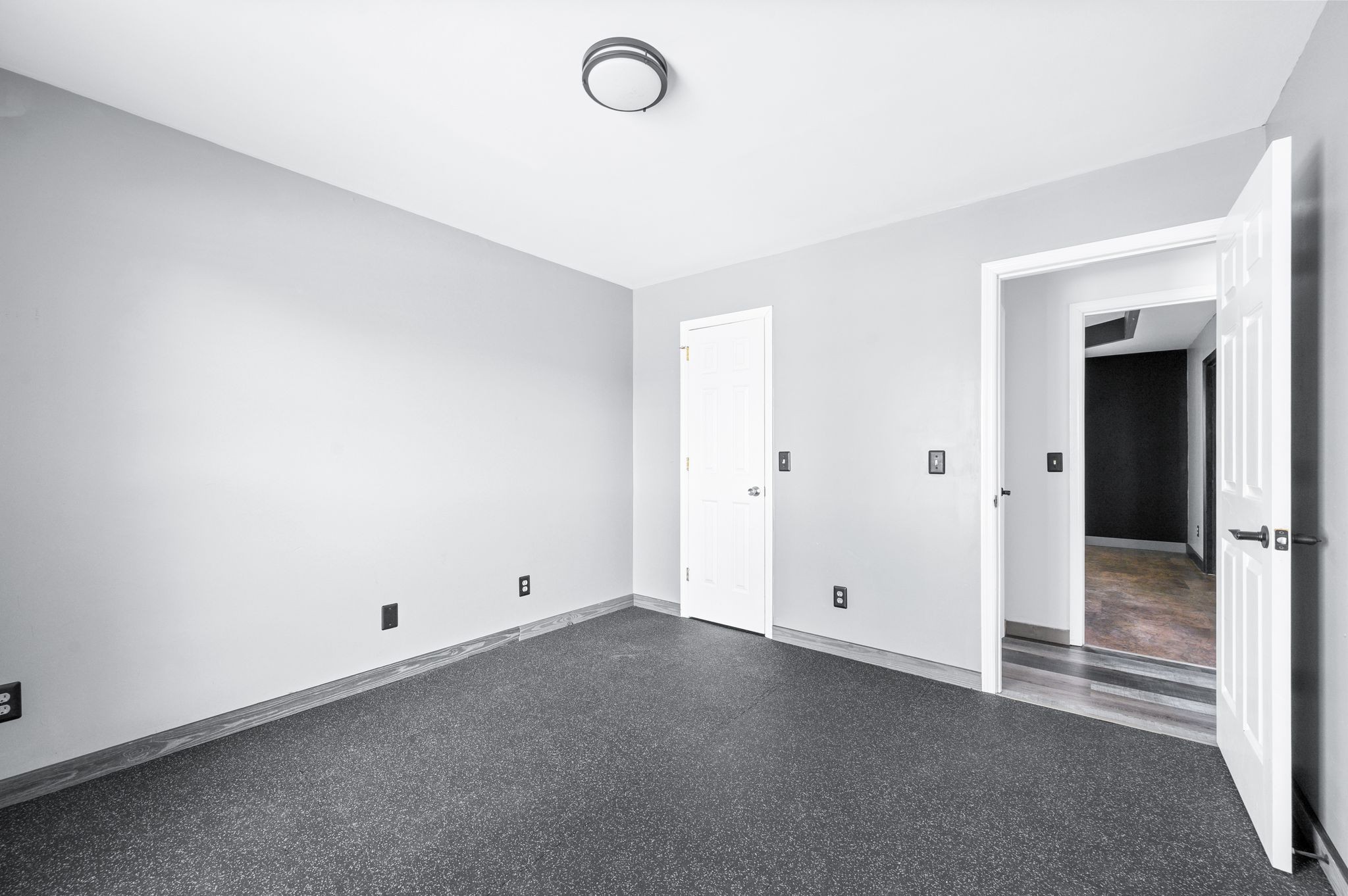 Old Hickory, Tennessee 37138, United States, 3 Bedrooms Bedrooms, ,2 BathroomsBathrooms,Residential,Pending,106228