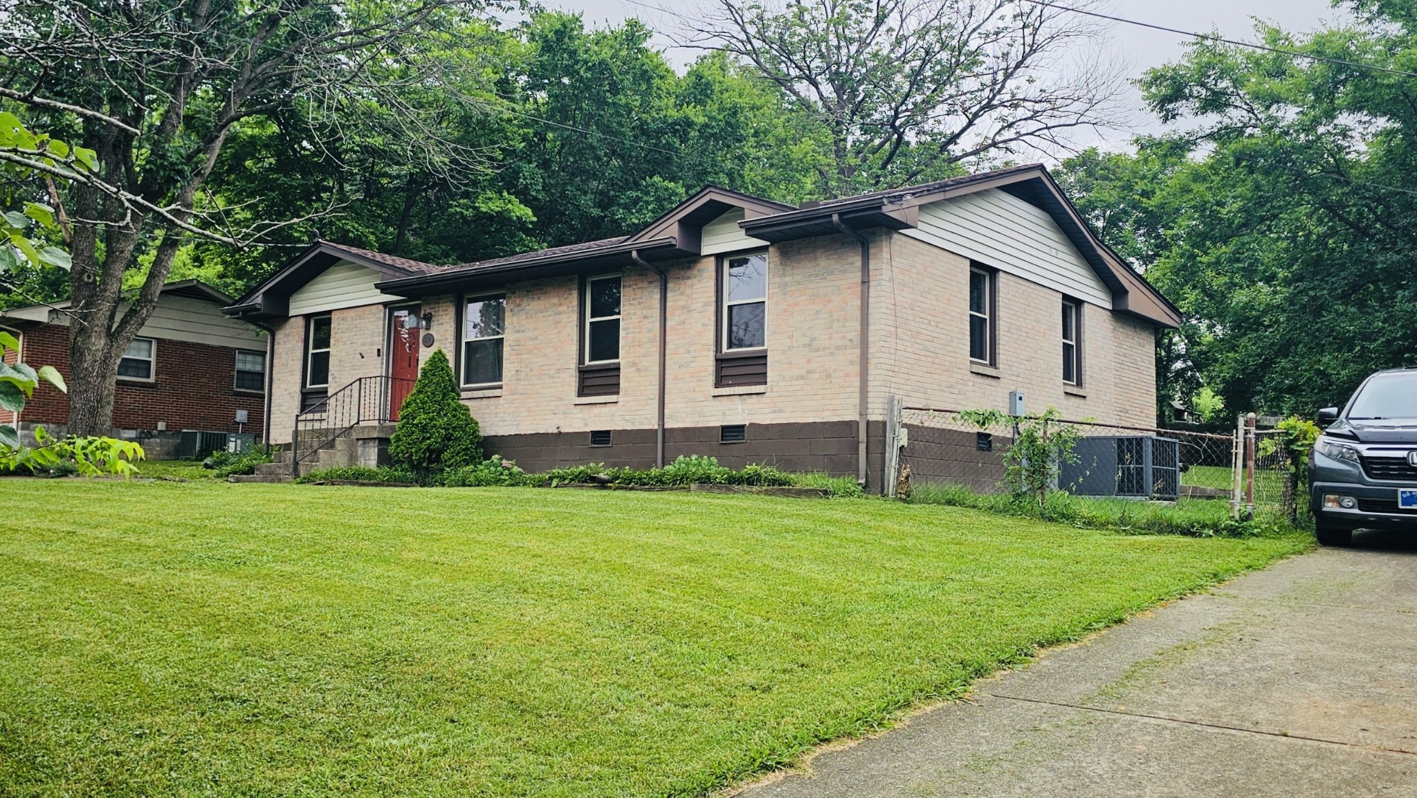 324 Janette Ave