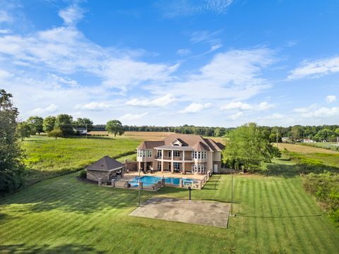 97 Crawfish Ln Lawrenceburg TN 38464