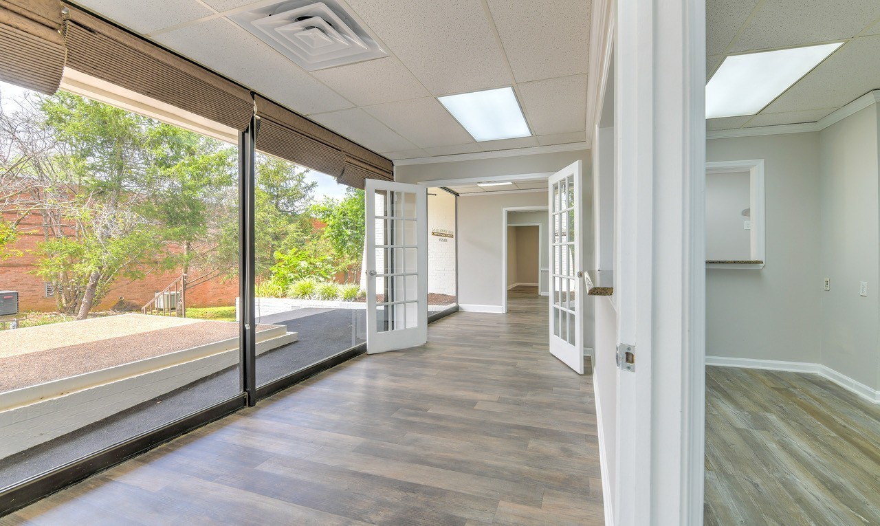 125 Enon Springs Rd E