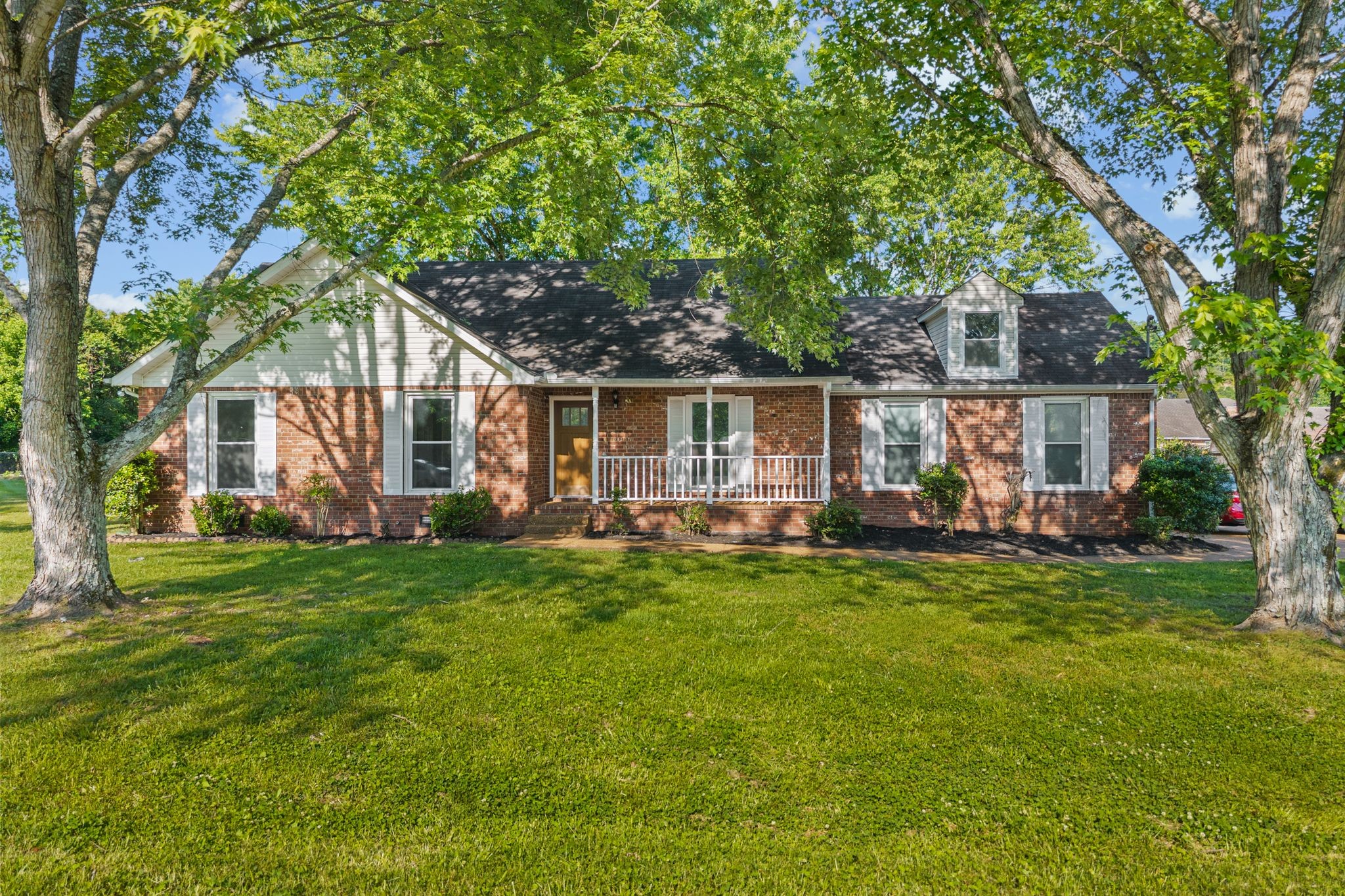 5553 Glen Haven Ct