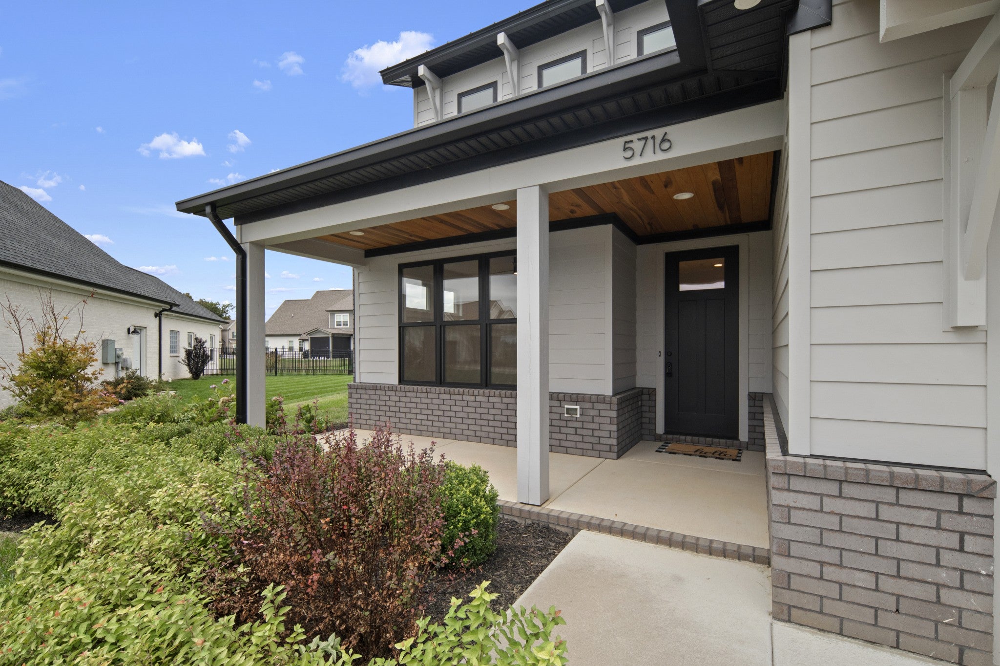 5716 Mullendore Ct