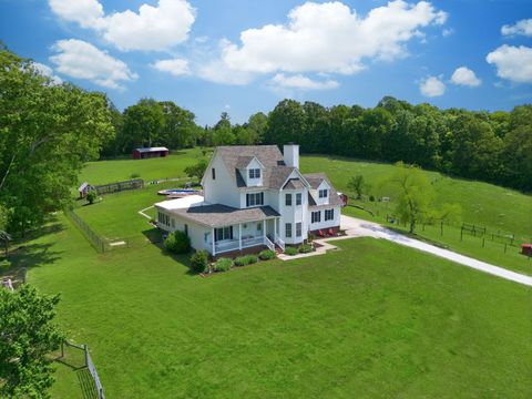 Photo of 1732 Cedar Creek Road, Vanleer, TN 37181 (MLS # 3217153)