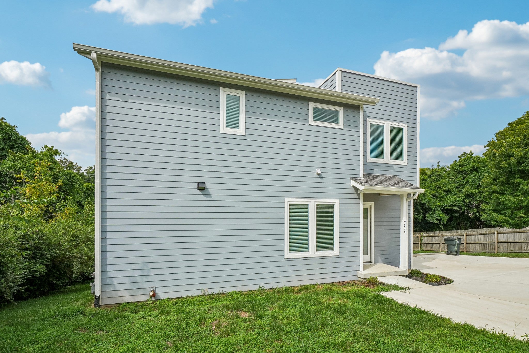 922 Crescent Hill Rd B