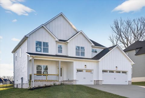 998 Alton Dr Clarksville TN 37043