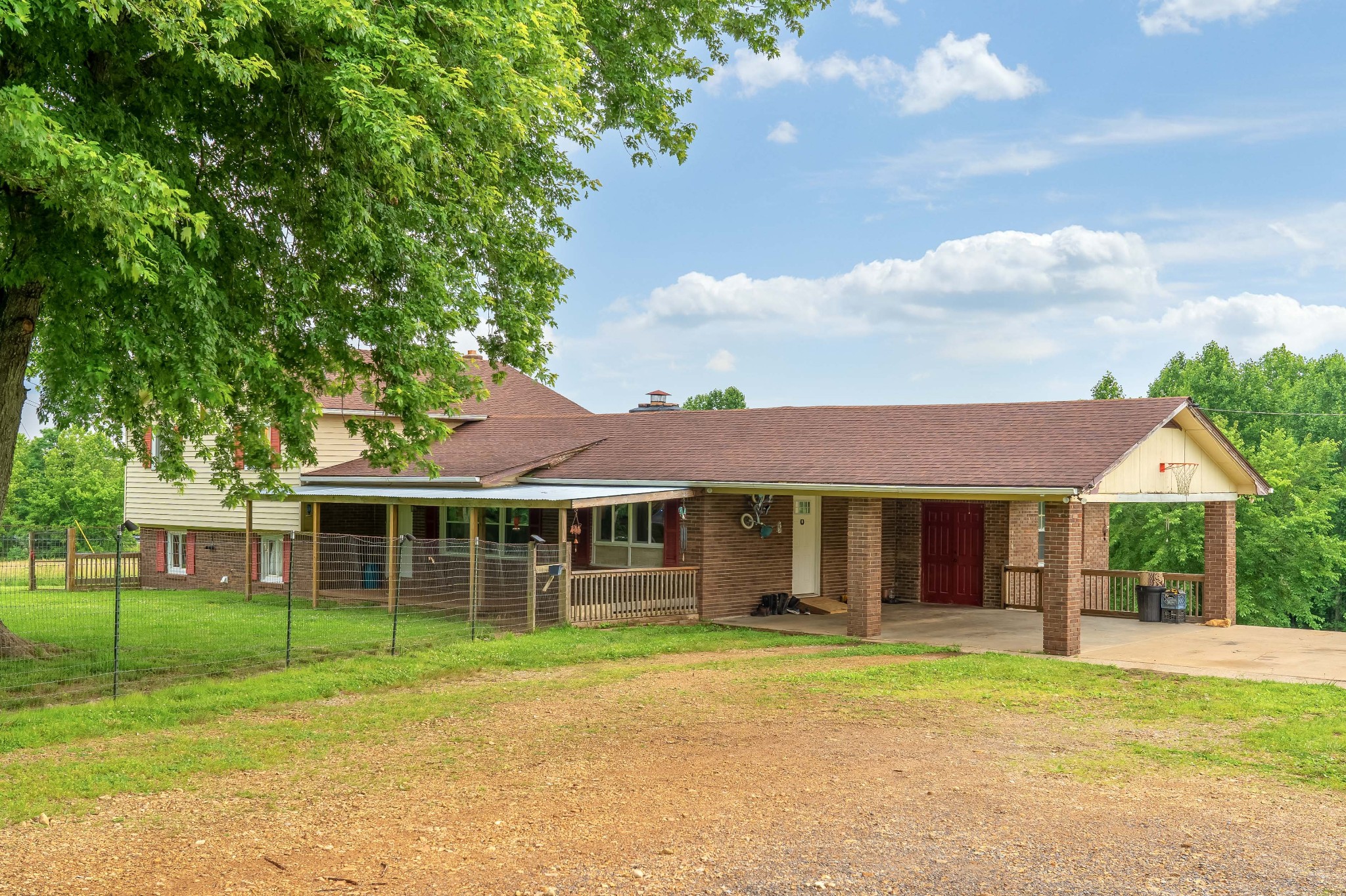 3037 Tunnel Rd