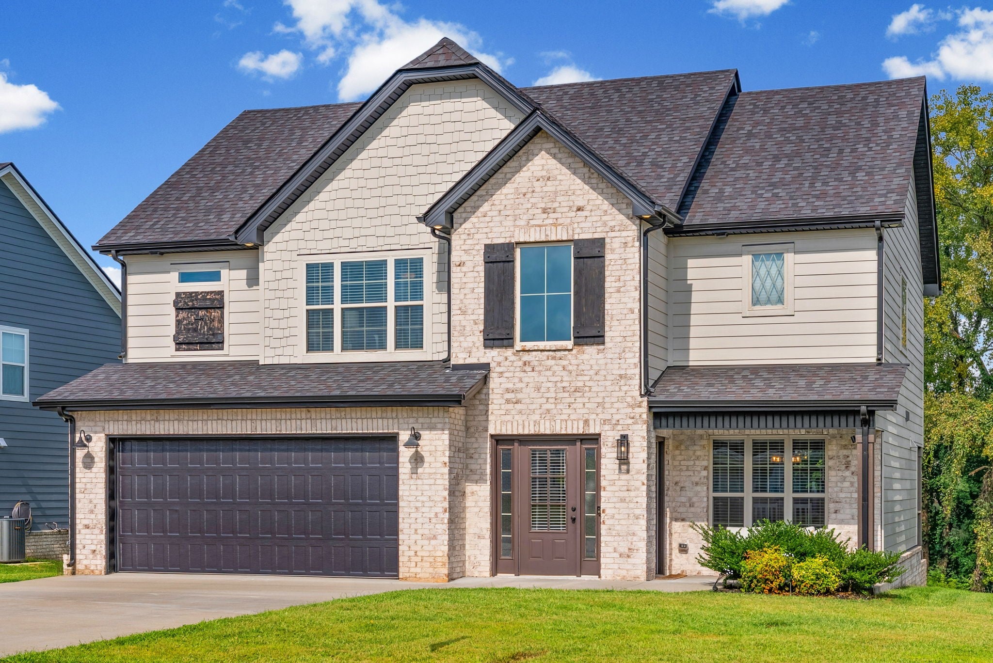 1517 Collins View Way