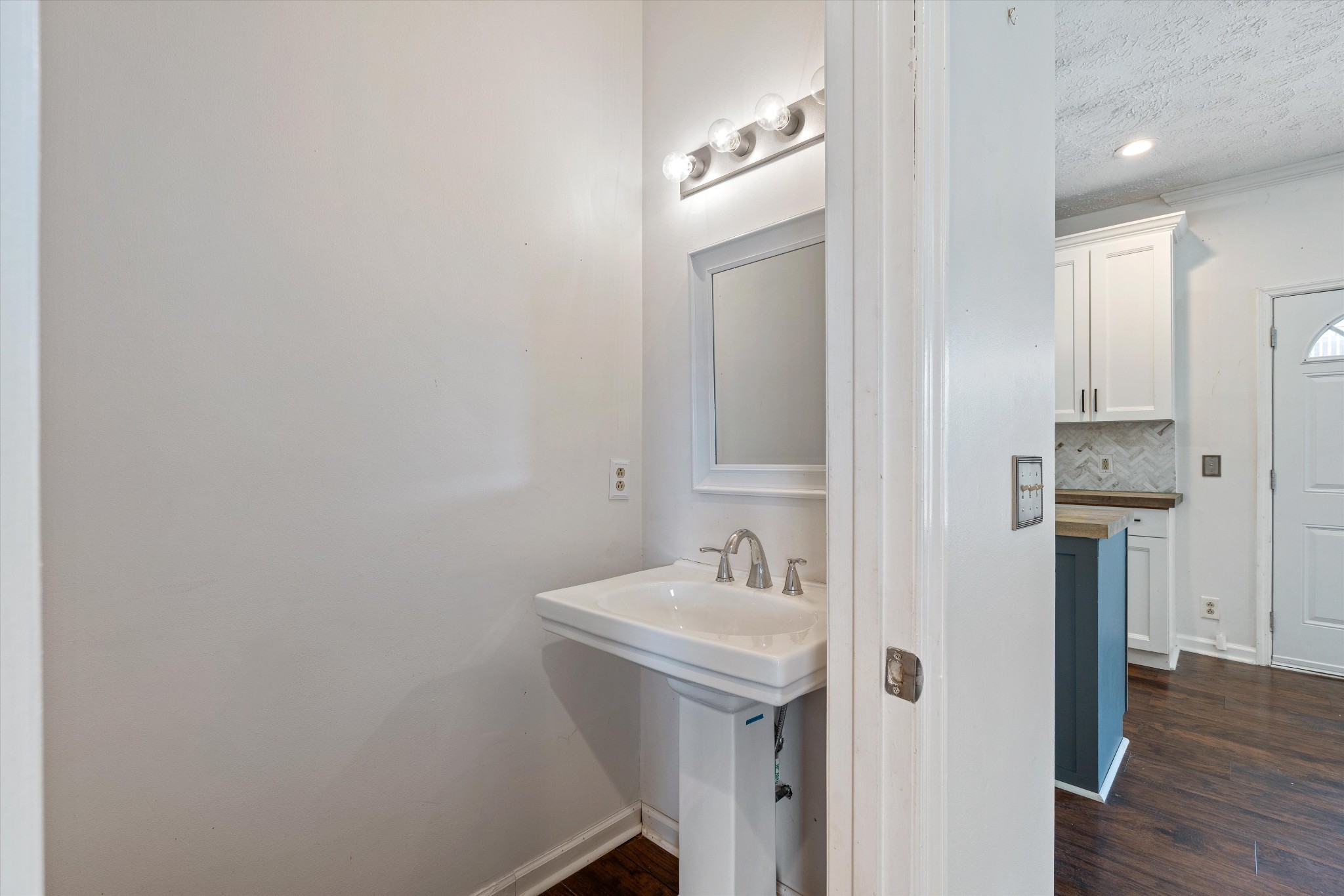 1613 Celebration Way