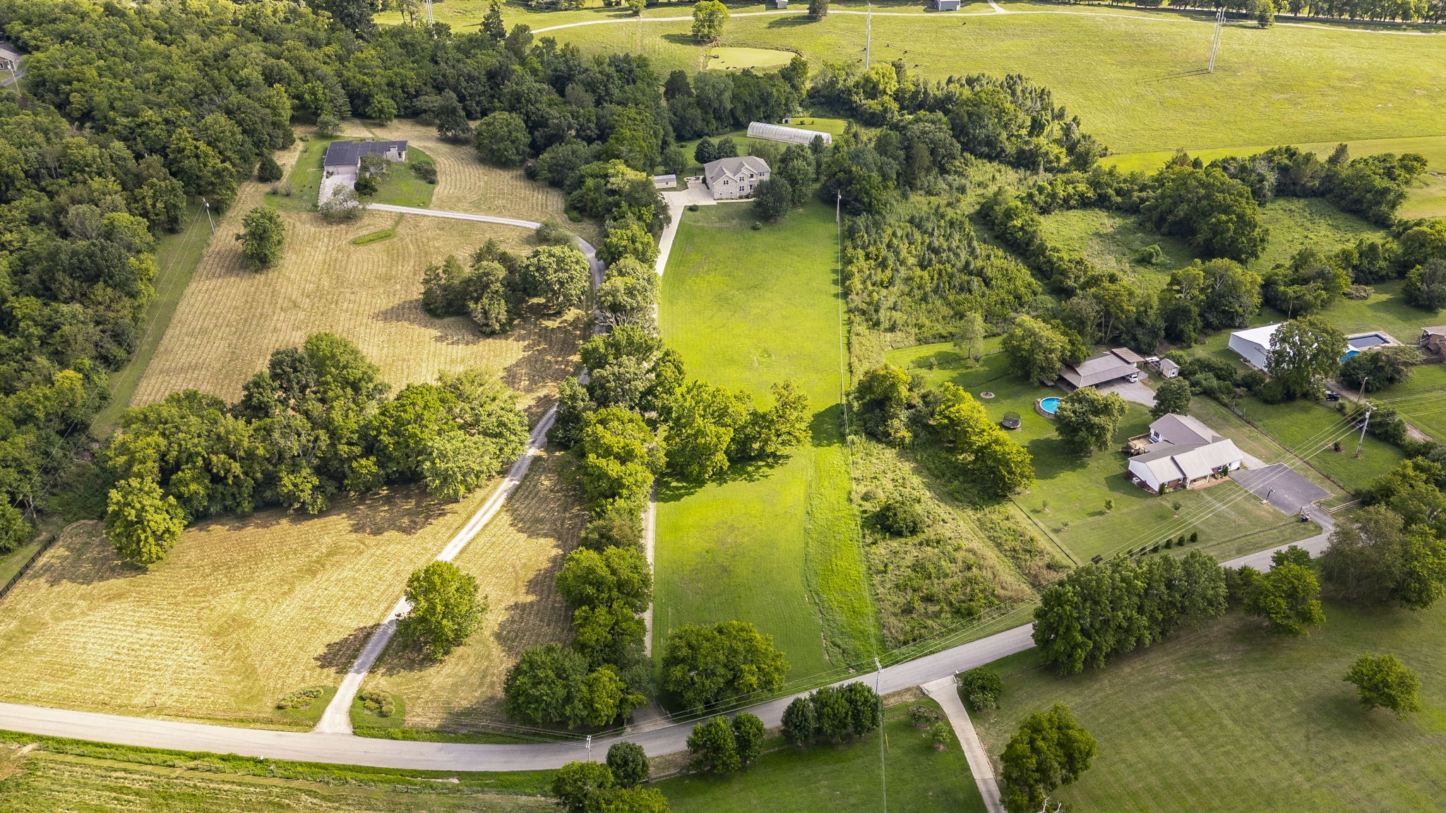 148 Phosphate Ln