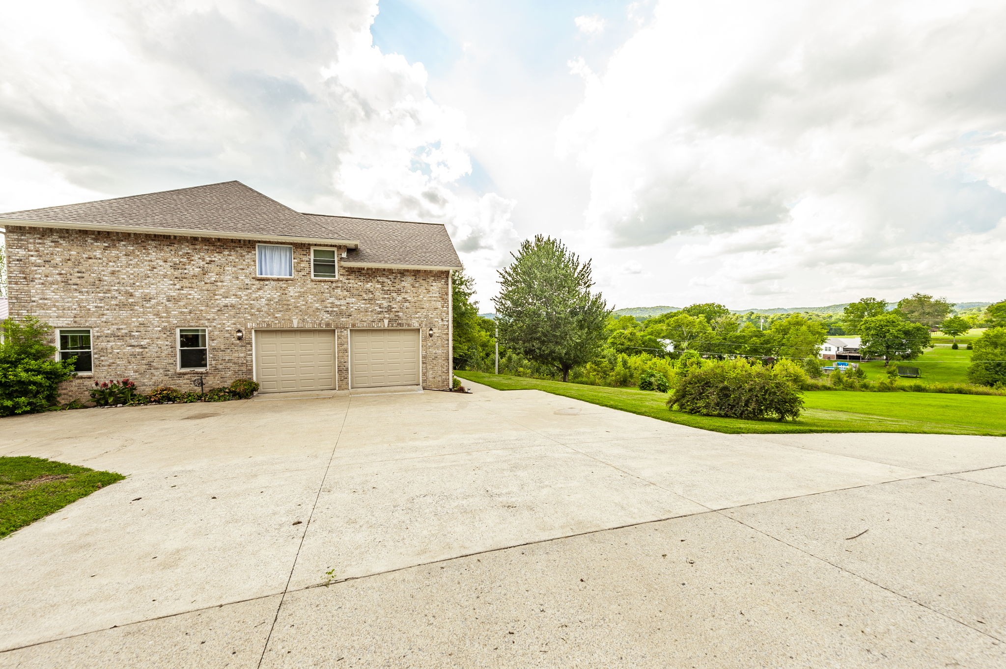 148 Phosphate Ln