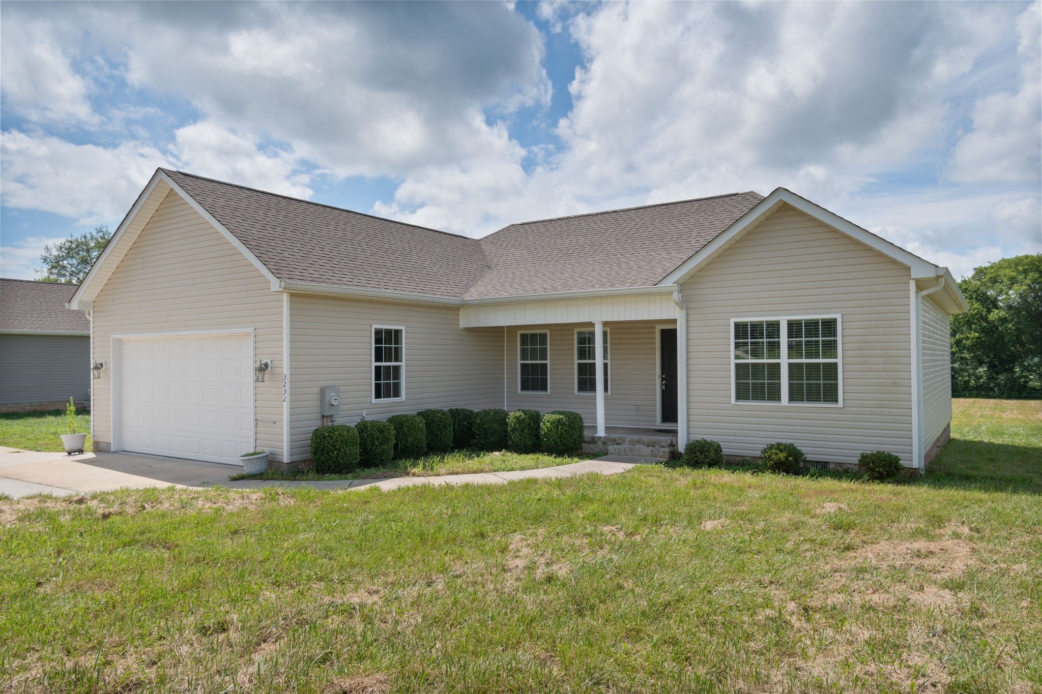 3232 Owl Hollow Rd