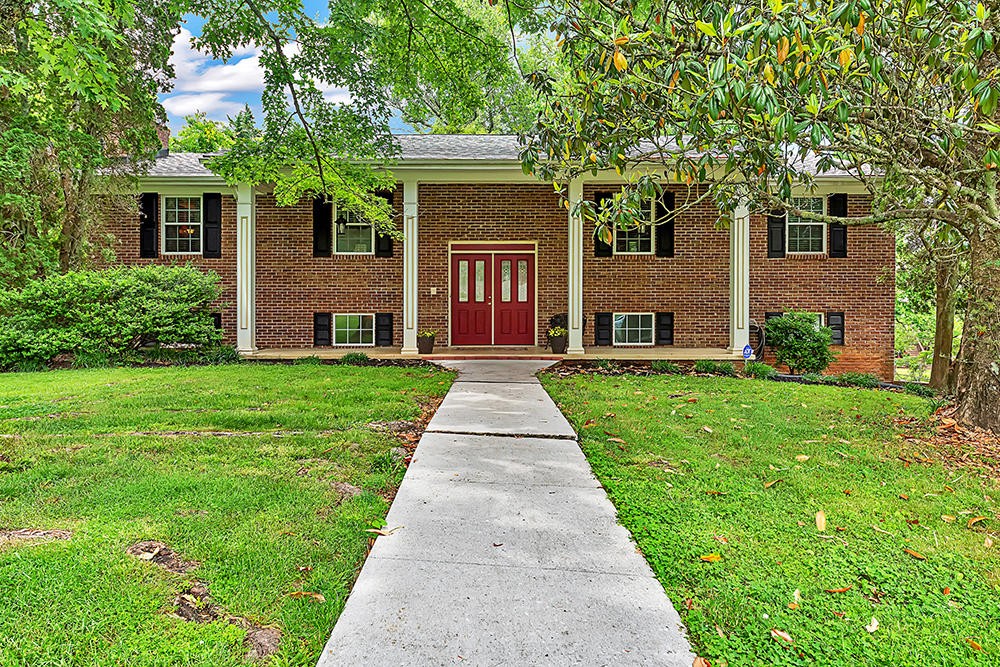 Photo 1 of 21 — 1125 Ponderosa Drive, Powell, TN 37849