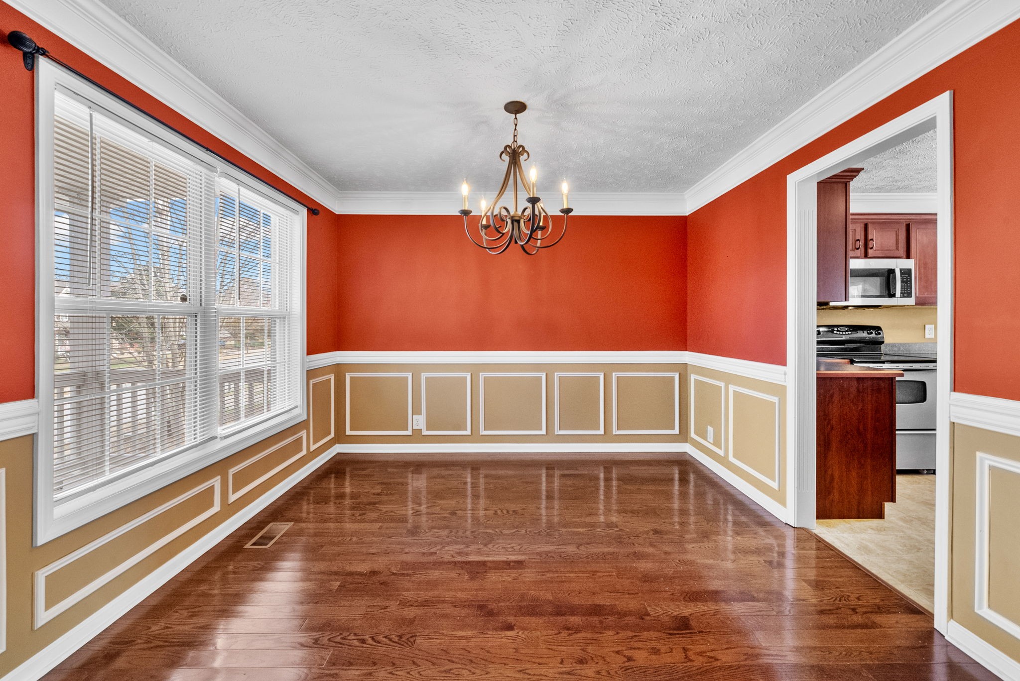 601 Winding Bluff Way