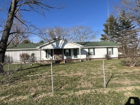 401 Hillcrest Rd Manchester TN 37355