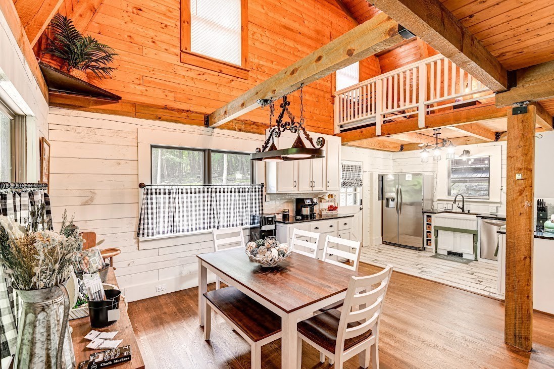 44 Kimwood Dr