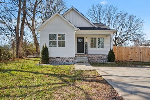 2509 Nunley St Greenbrier TN 37073