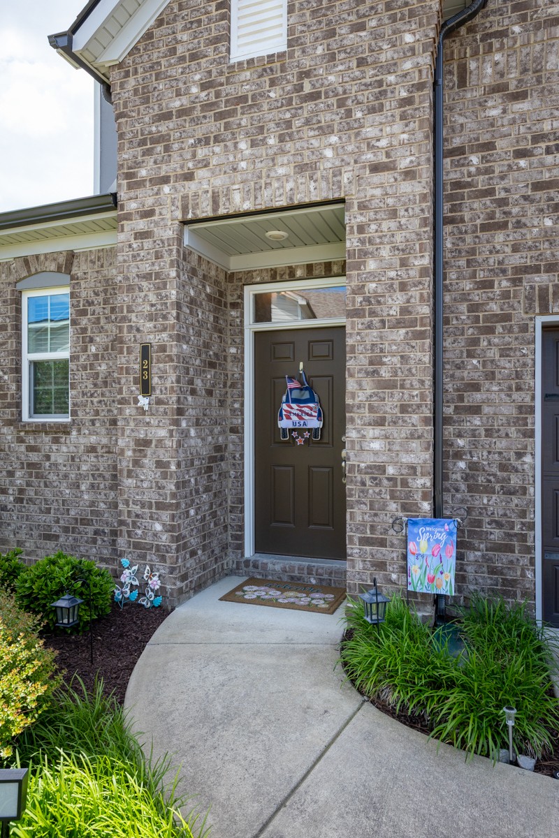 23 Holland Ridge Cir
