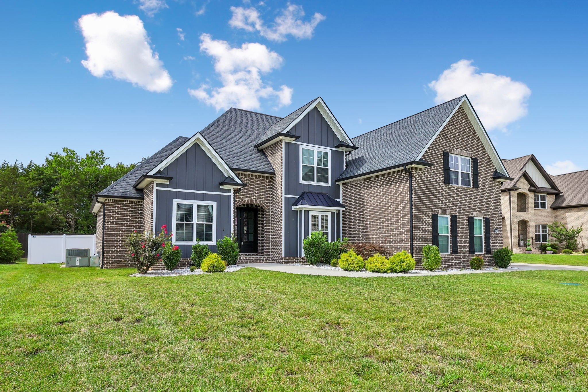 2614 Holly Springs Dr
