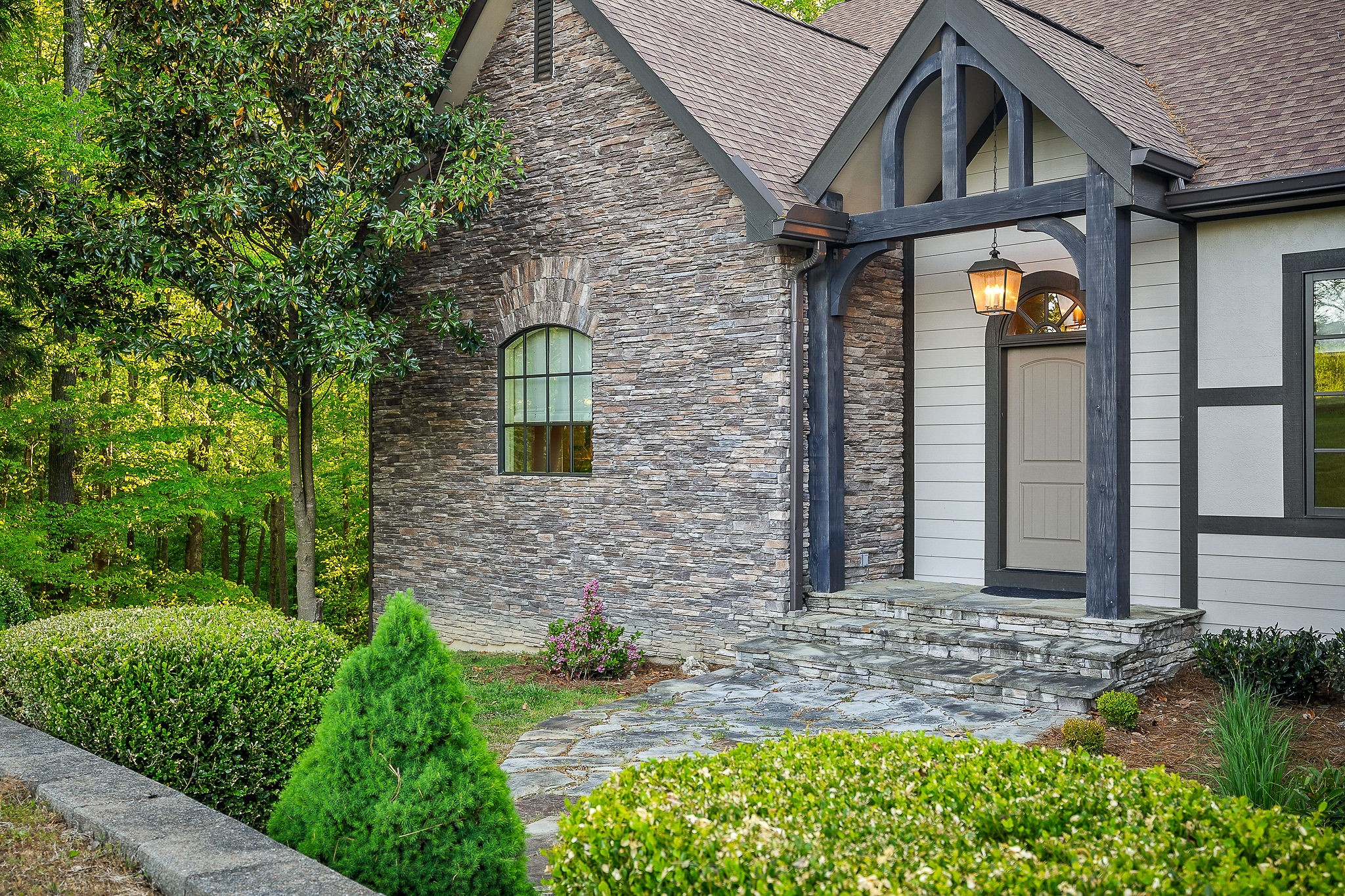 415 Summer Breeze Dr