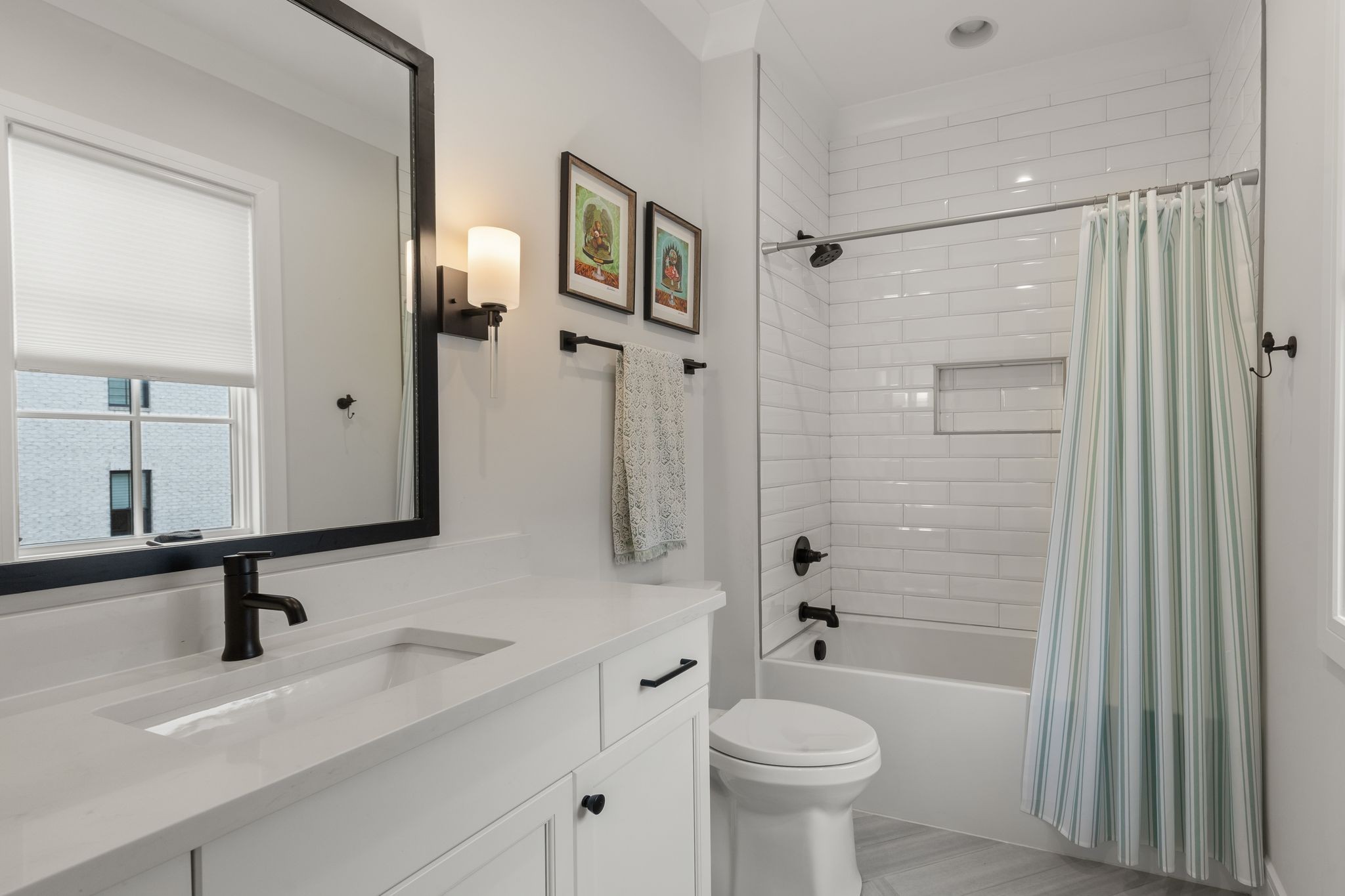 Nashville, Tennessee 37205, United States, 5 Bedrooms Bedrooms, ,6 BathroomsBathrooms,Residential,Active,176532