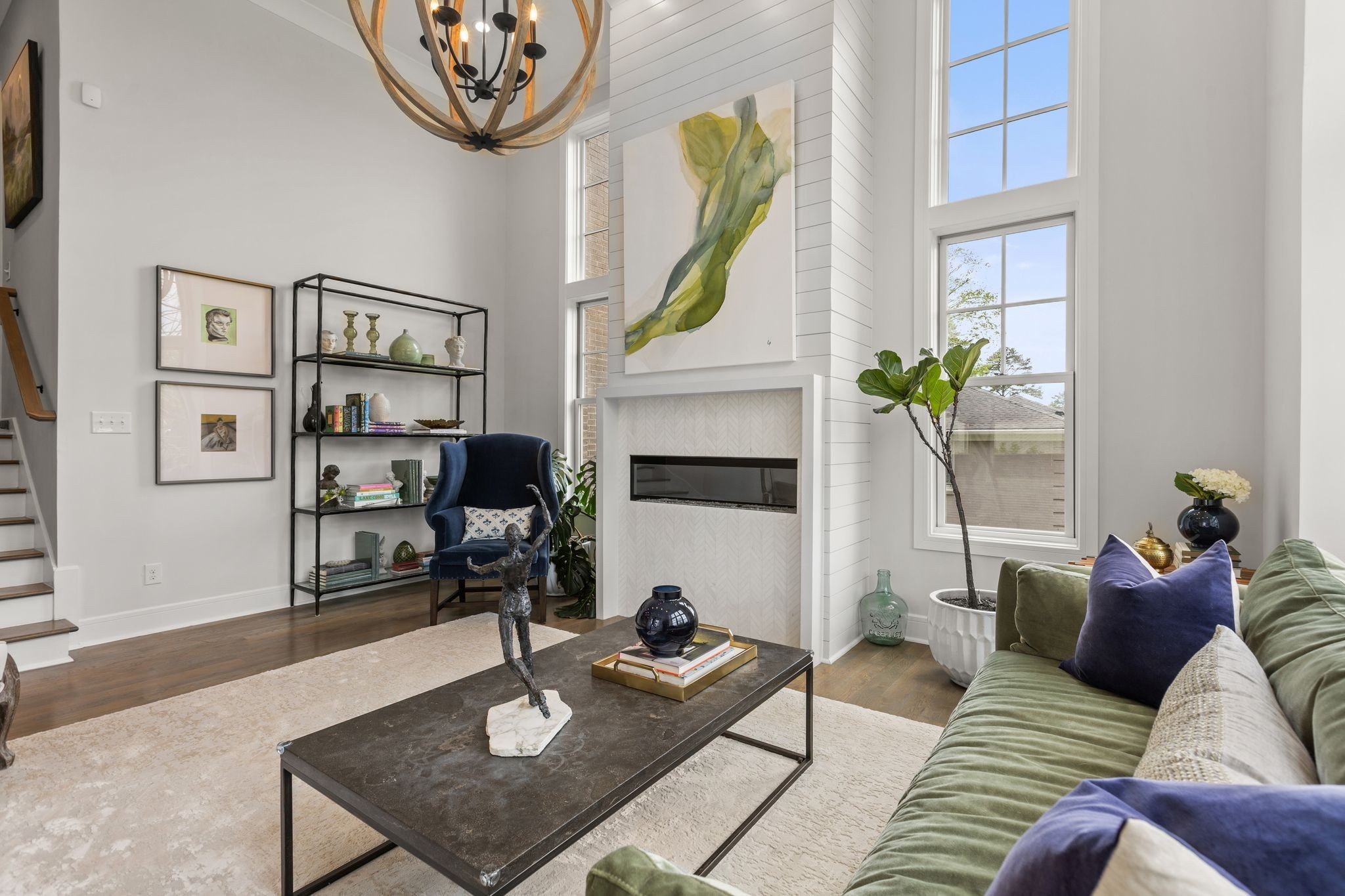 Nashville, Tennessee 37205, United States, 5 Bedrooms Bedrooms, ,6 BathroomsBathrooms,Residential,Active,176532