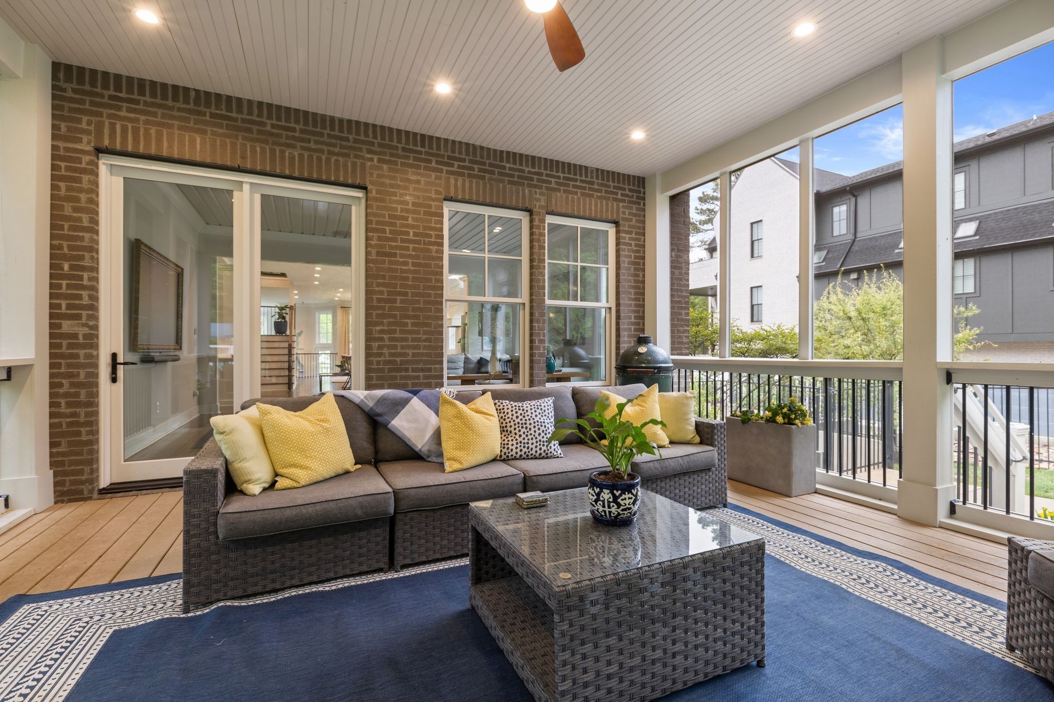 Nashville, Tennessee 37205, United States, 5 Bedrooms Bedrooms, ,6 BathroomsBathrooms,Residential,Active,176532