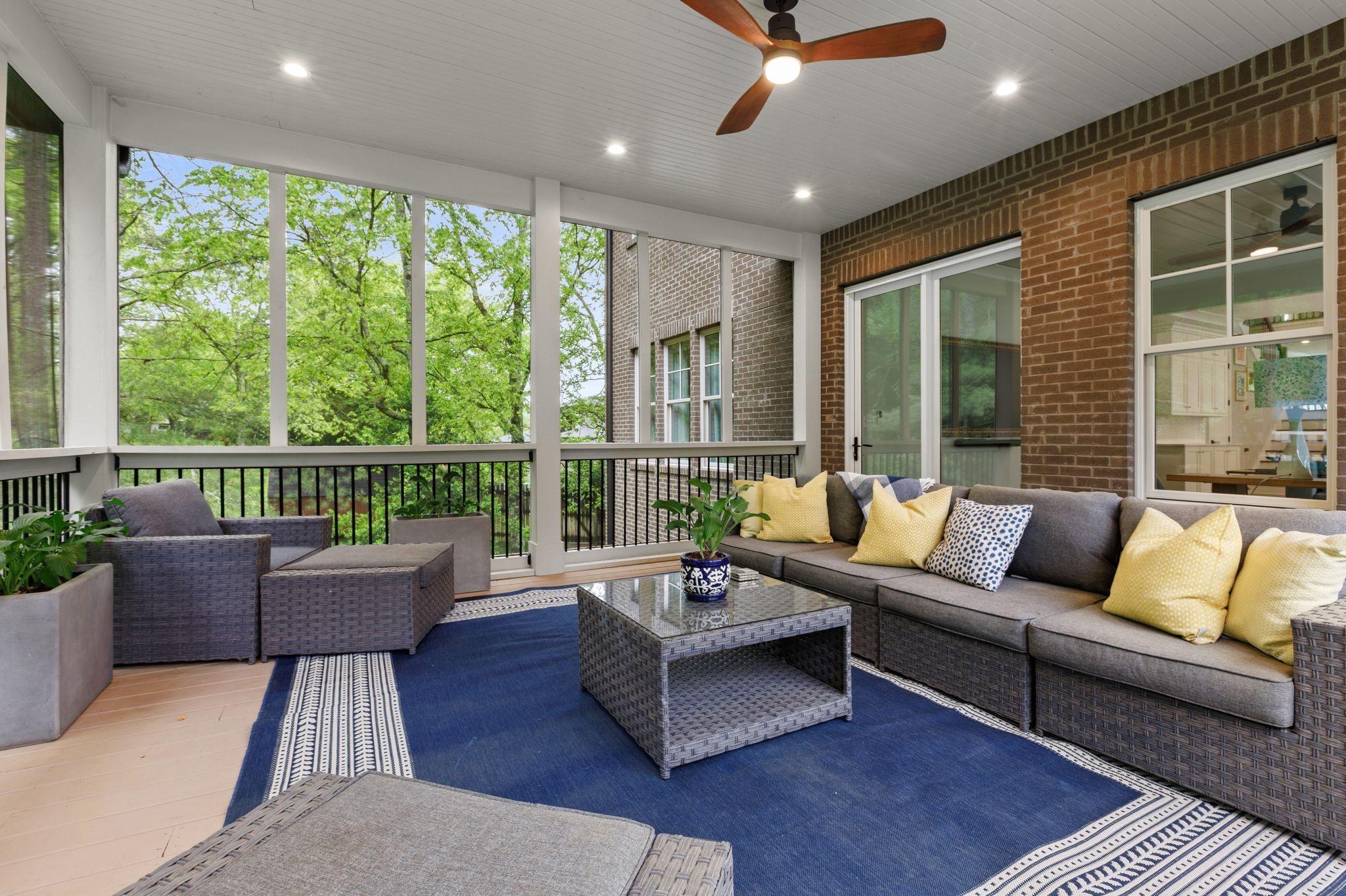 Nashville, Tennessee 37205, United States, 5 Bedrooms Bedrooms, ,6 BathroomsBathrooms,Residential,Active,176532