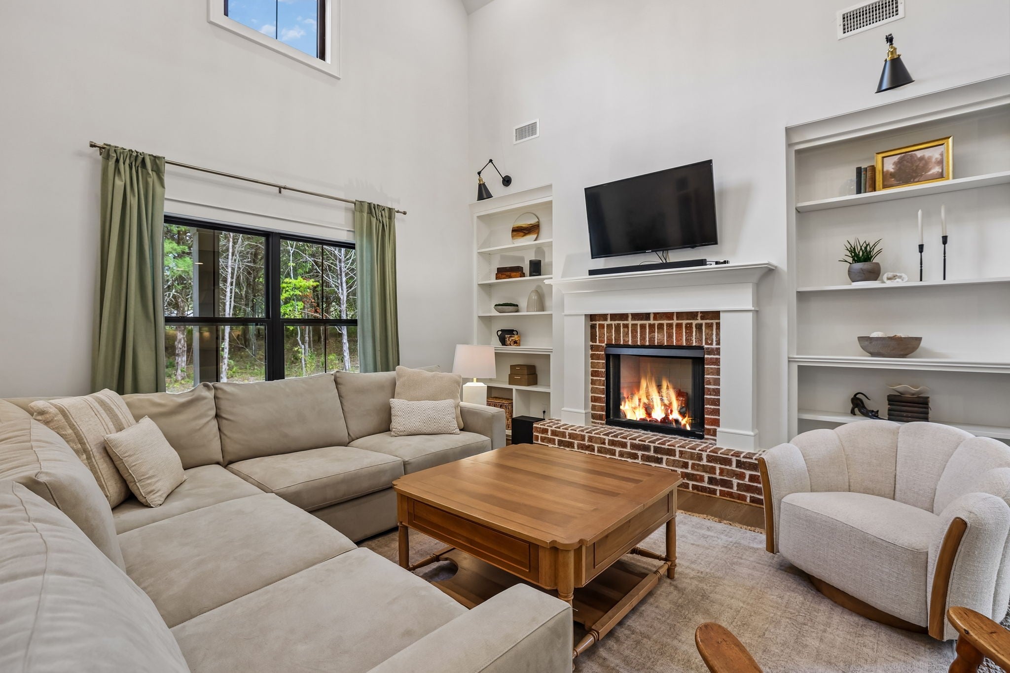 3890 Poplar Hill Rd - Photo 2