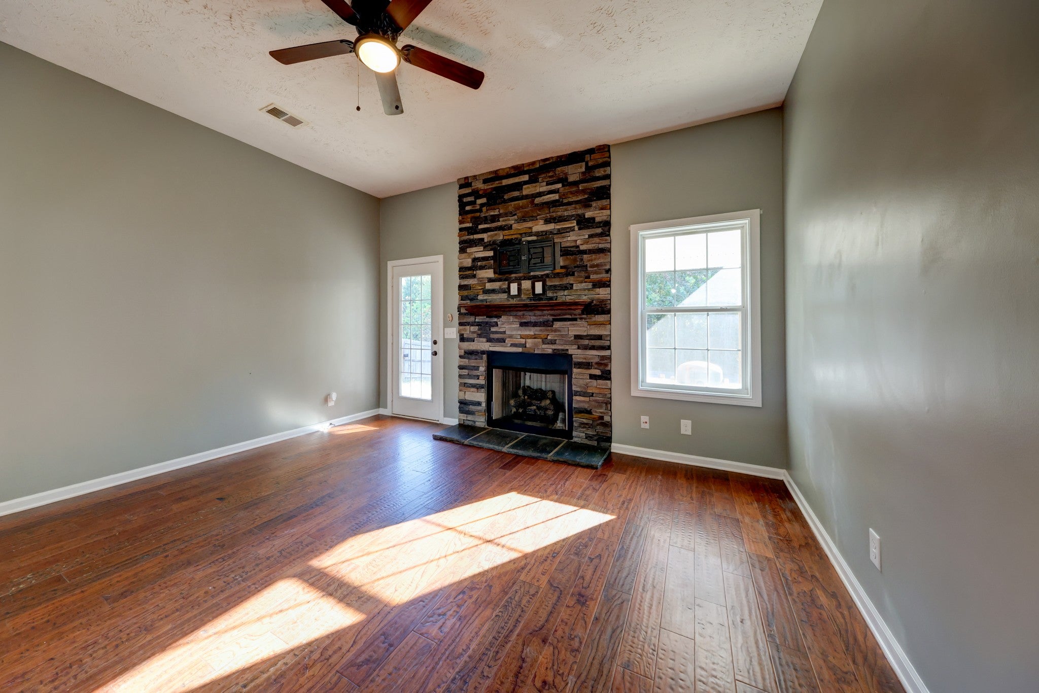 1348 Freedom Dr