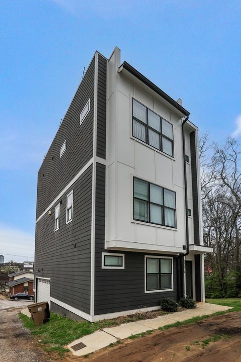 1813B Hermosa St Nashville TN 37208