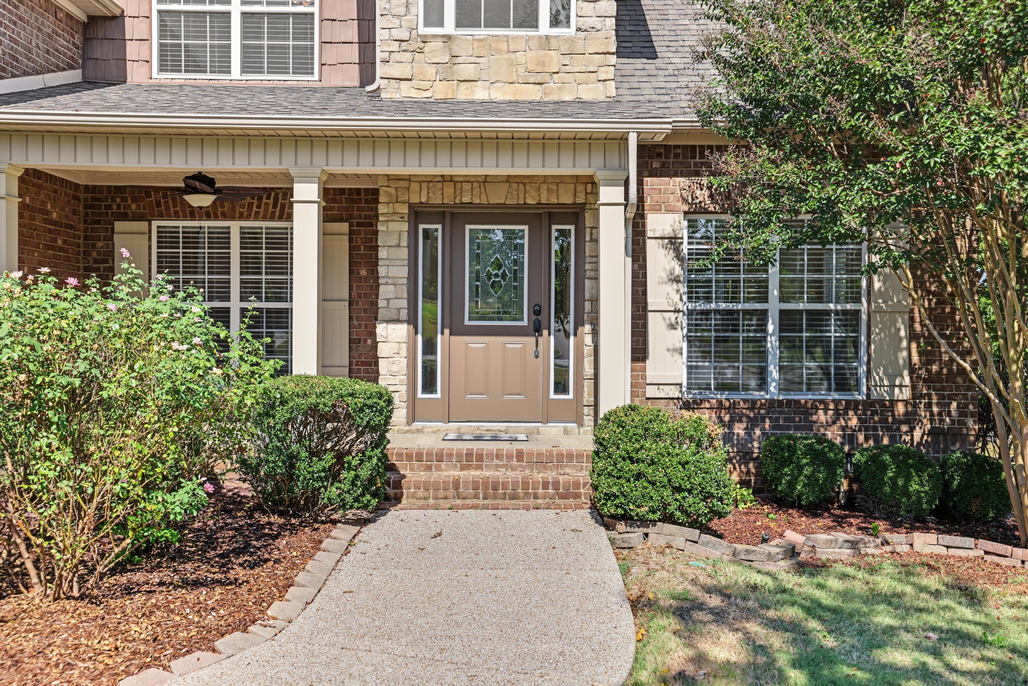 1002 Glessner Dr