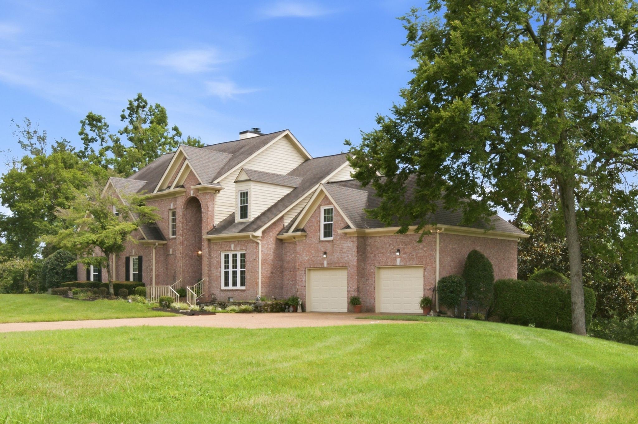 150 Temple Crest Trl