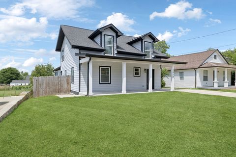 1613 23rd Ave N Nashville TN 37208