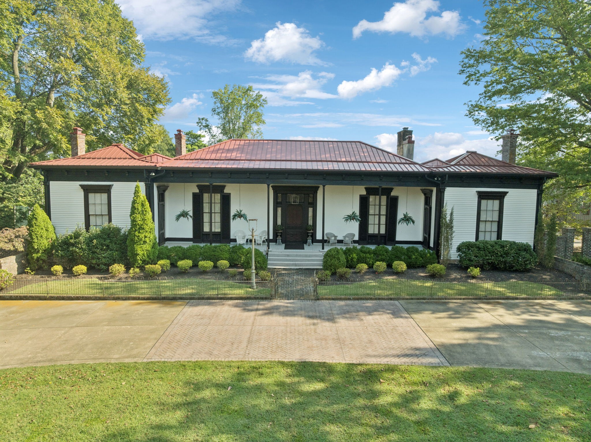 1512 Williamsport Pike