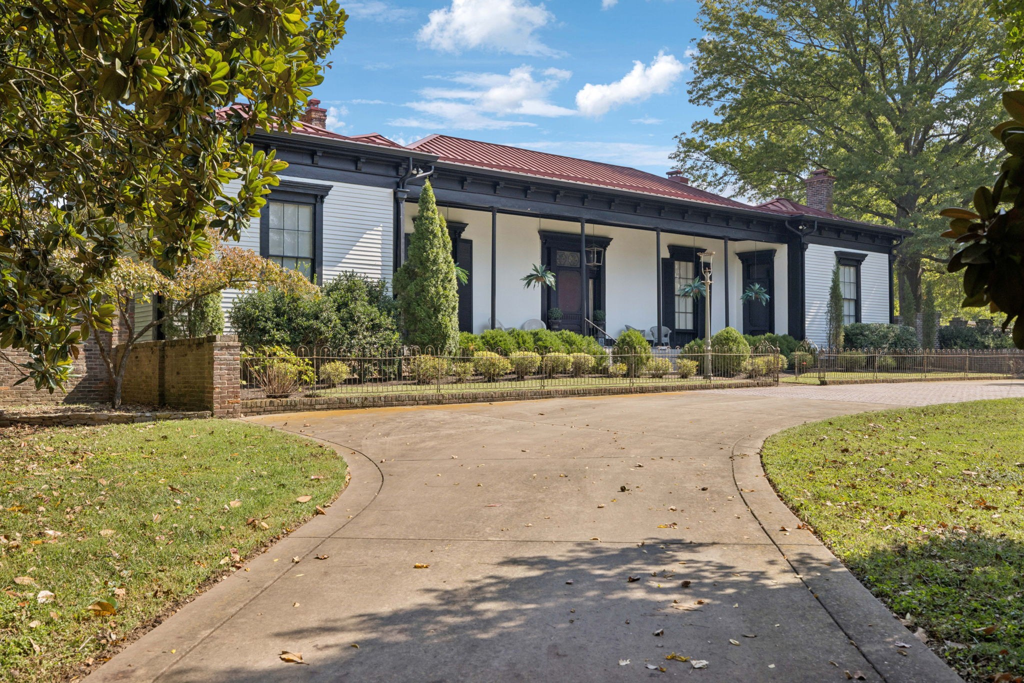 1512 Williamsport Pike