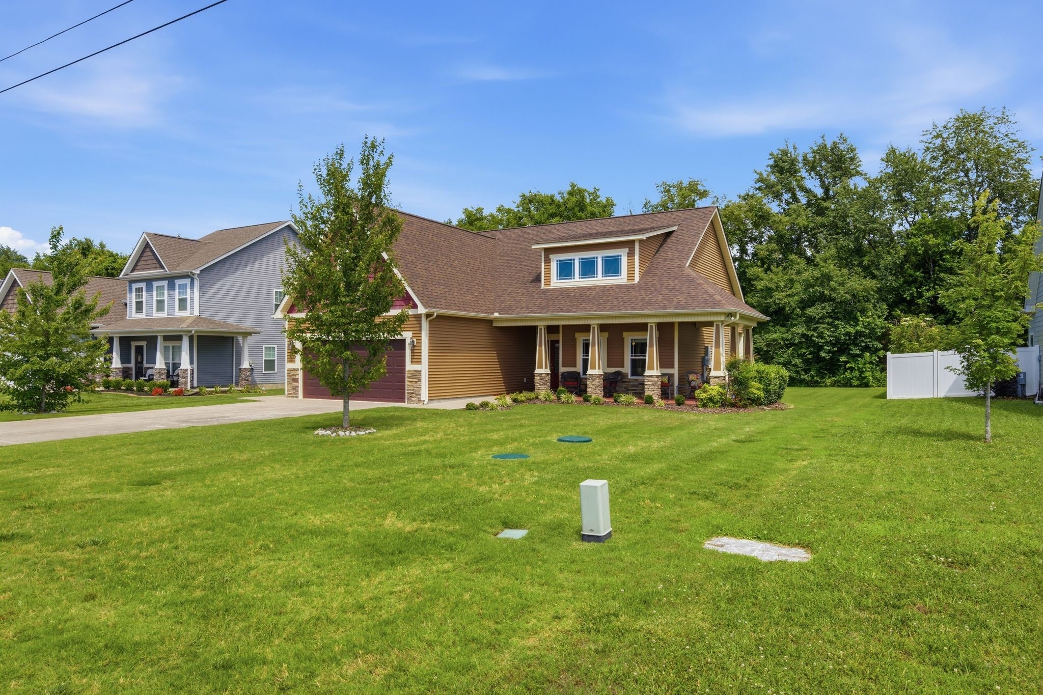 640 Laurel Ln