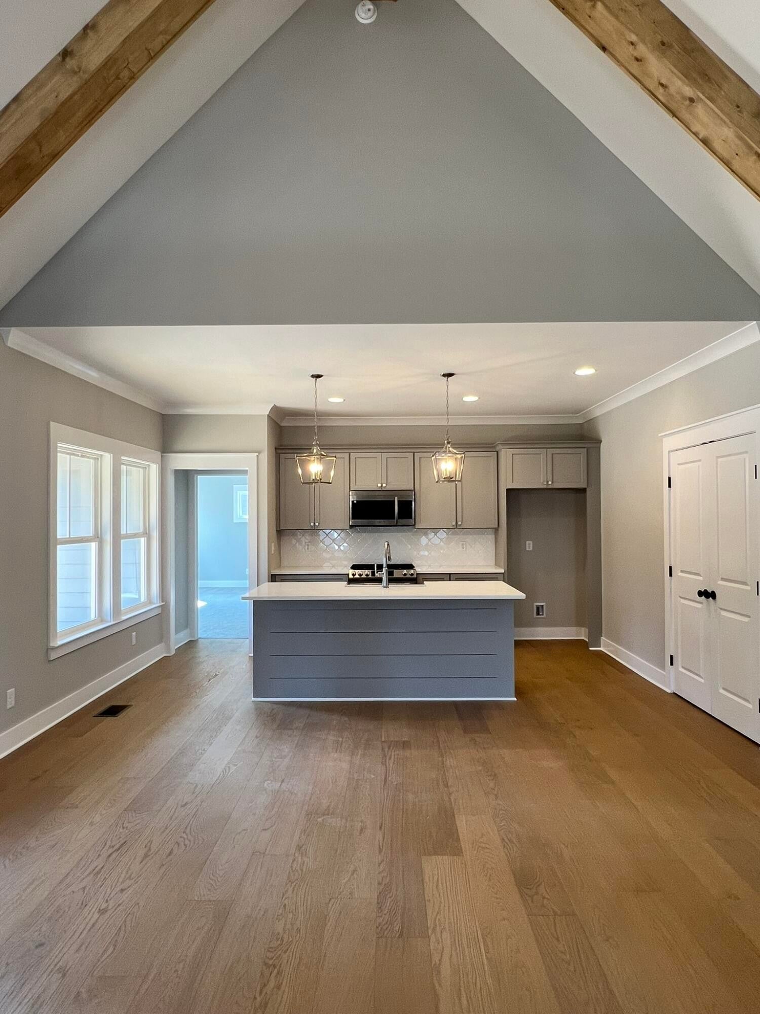 7077 Paxton Circle